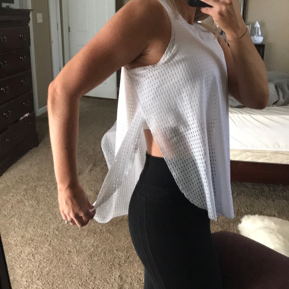 Mesh tank